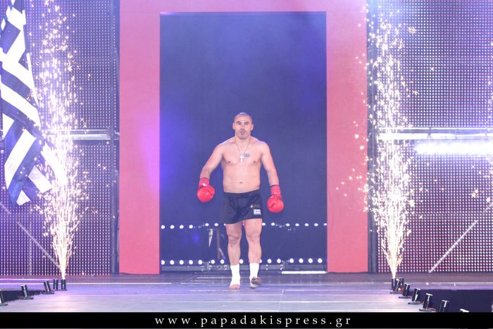 Τελευταία συγκλονιστική νίκη για τον Iron Mike