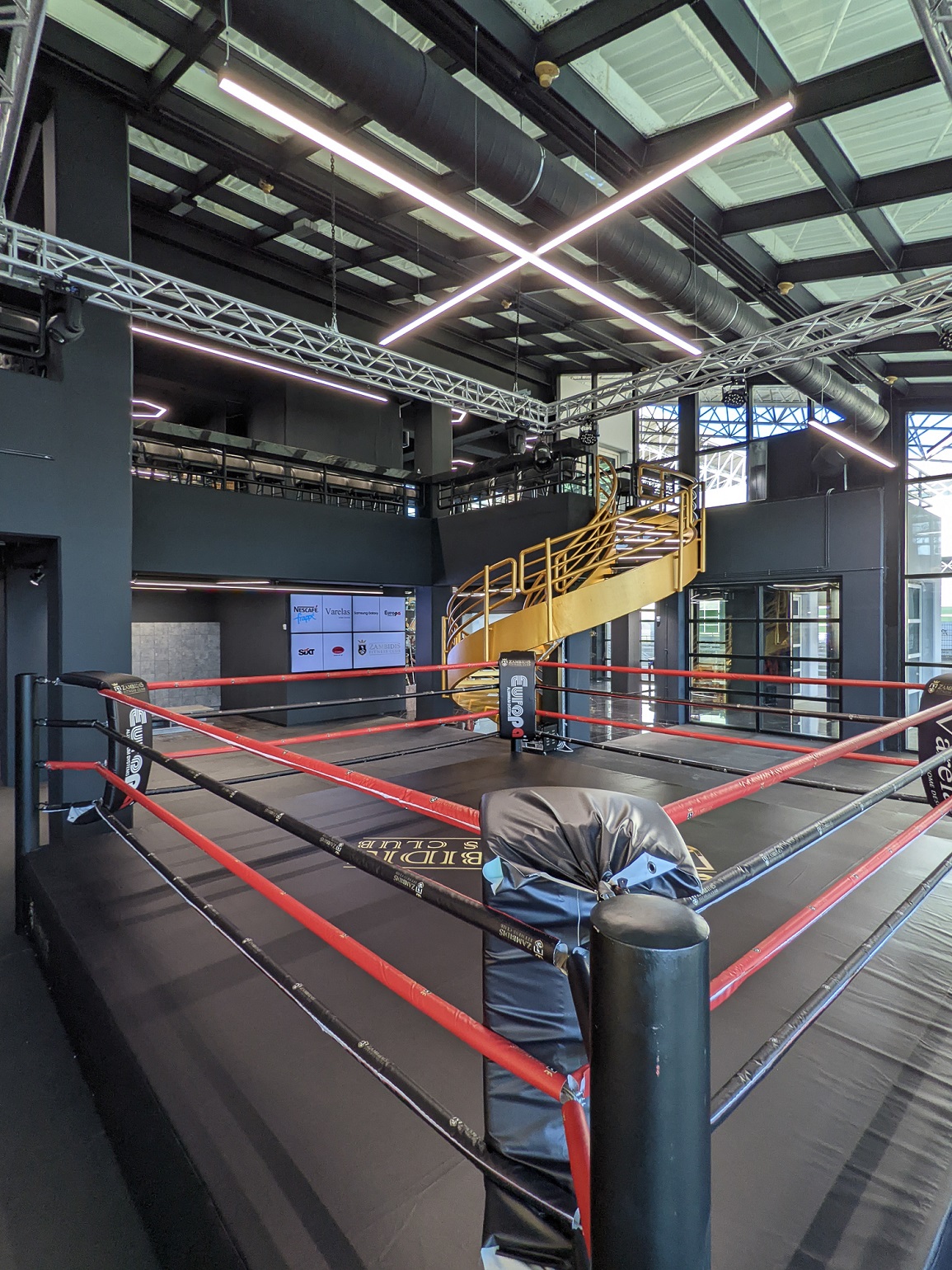 Zambidis Fitness Club  24
